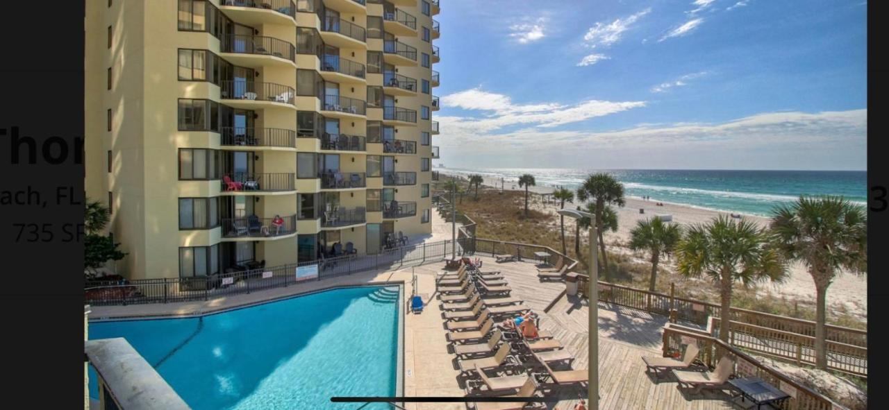 Eb's Place On The Beach Apartment