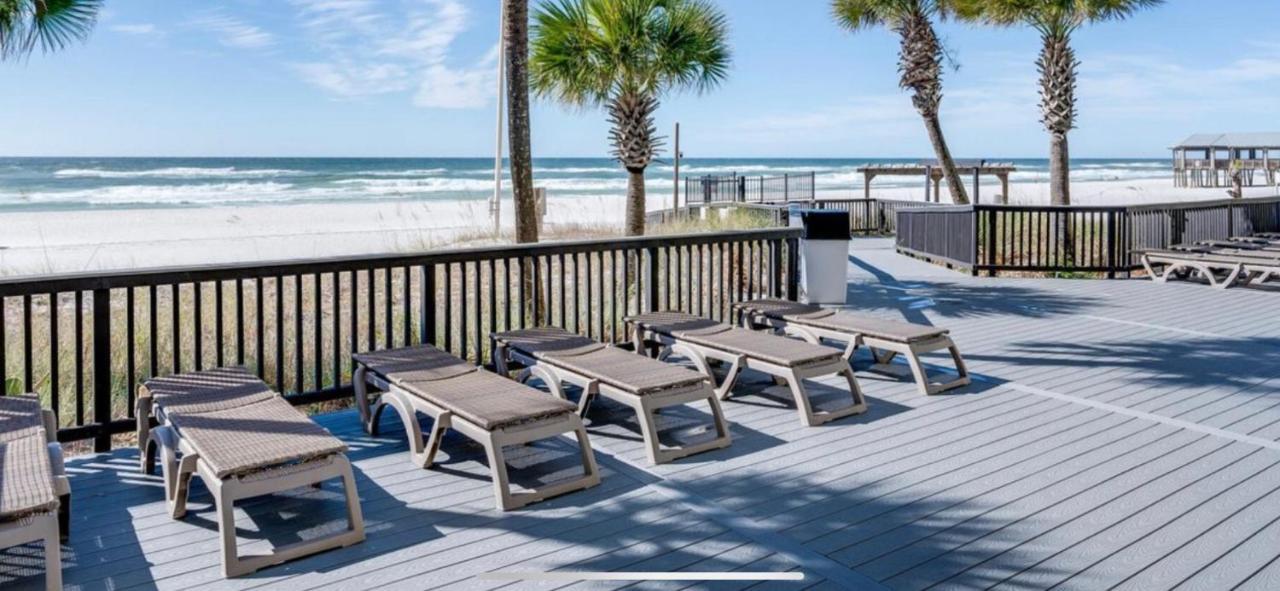 Apartment Eb's Place On The Beach